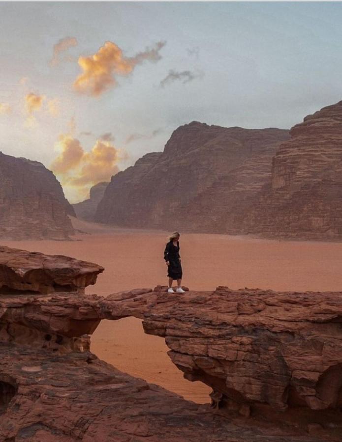 Moon City With Jeep Trips Wadi Rum Bagian luar foto