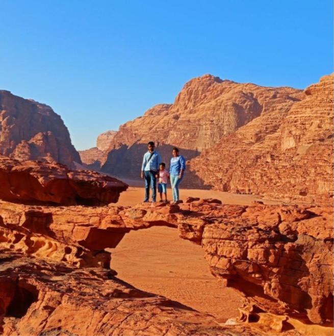 Moon City With Jeep Trips Wadi Rum Bagian luar foto